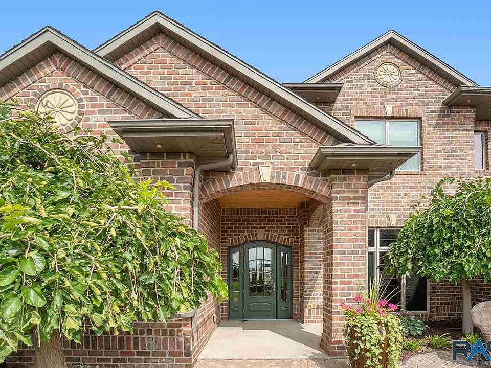 1st image of 8300 S Timber Oak Cir