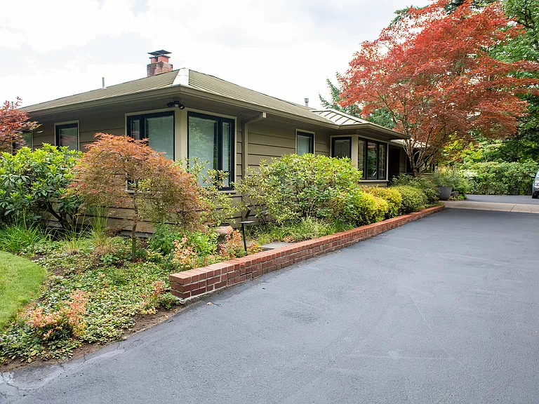 3061 SW Fairmount Blvd — Photo 7