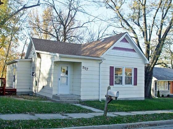 1st image of 517 Buttinger Pl