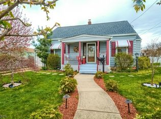 260 N 6th Ave, Manville, NJ 08835