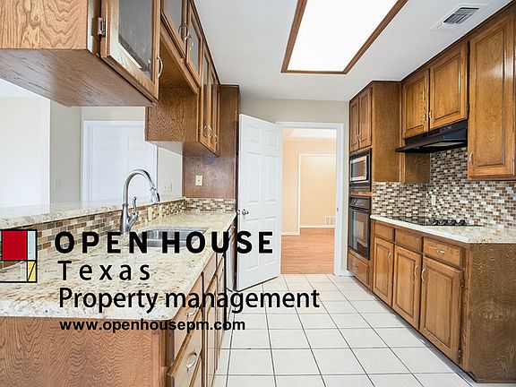 5th image of 131 Creek Courts Dr