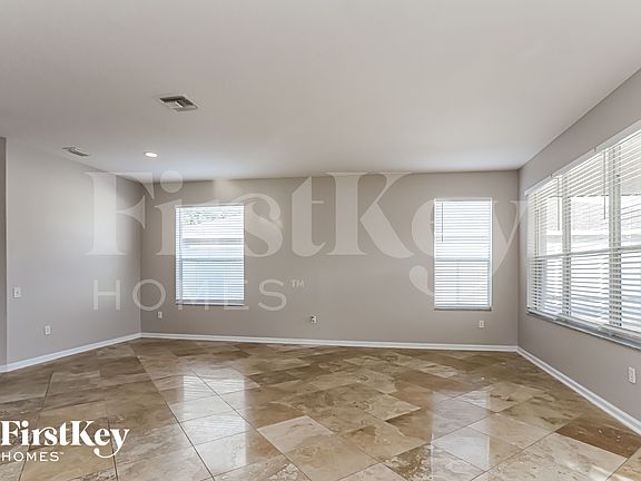 2nd image of 1918 Heartland Cir