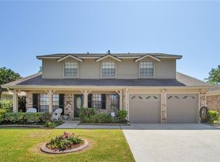 2111 Colombo Dr, Harvey, LA 70058