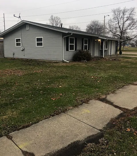 1601 Crescent Dr #HOUSE — Photo 4