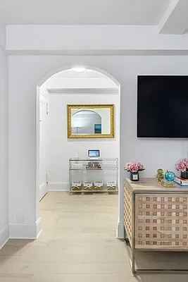 Sold by Corcoran | media 7