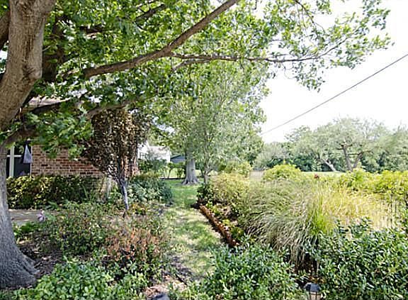 5th image of 3614 Pebble Beach Dr