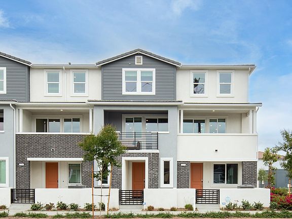 2nd image of 205 Vincent Pl