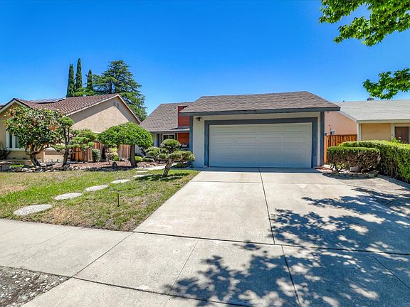 2nd image of 6252 Mahan Dr