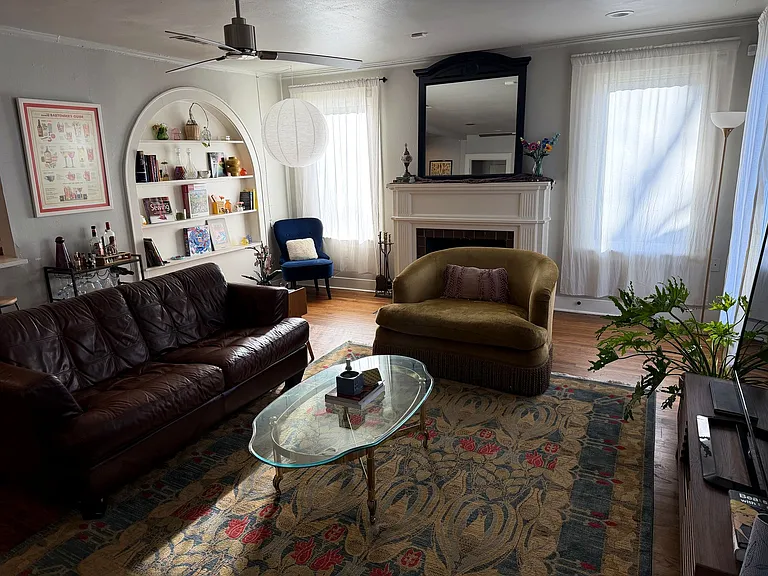 919 W Hickory St — Photo 25