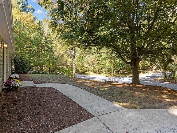 4th image of 300 Forbush Mountain Dr
