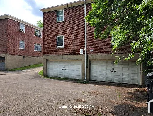2 bed, 800 sqft, $1,250 — Photo 3