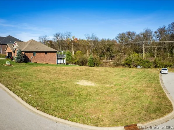 3002 Blue Sky, Jeffersonville, IN 47130