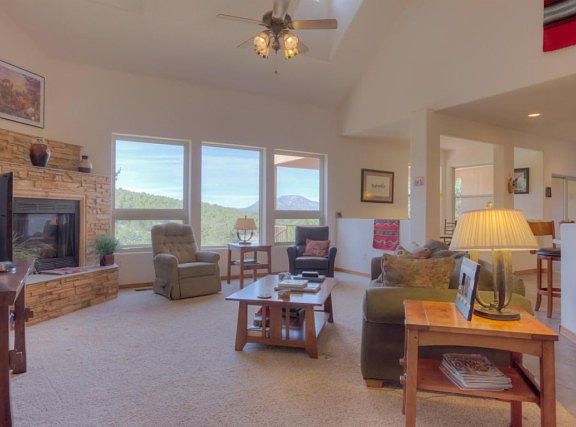 5th image of 59 Woodlands Dr