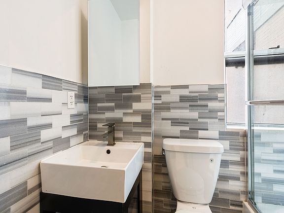 5th image of 138 W 109th St APT 4E