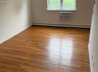 34 Bay Ter #1G, Staten Island, NY 10306