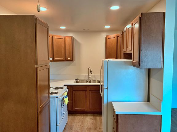 2nd image of 4021 Mississippi St #8