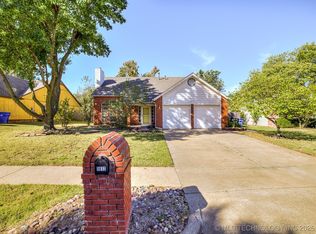 1812 S Gardenia Ave, Broken Arrow, OK 74012