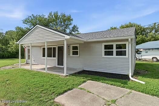 5th image of 13318 Girvan Ave