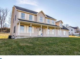 107 Guldin Rd, Douglassville, PA 19518
