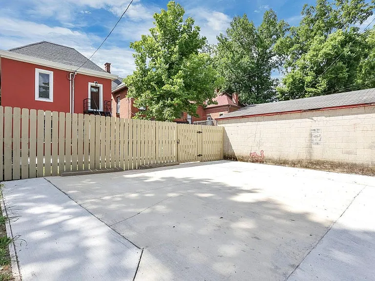 42 King Ave #A — Photo 37