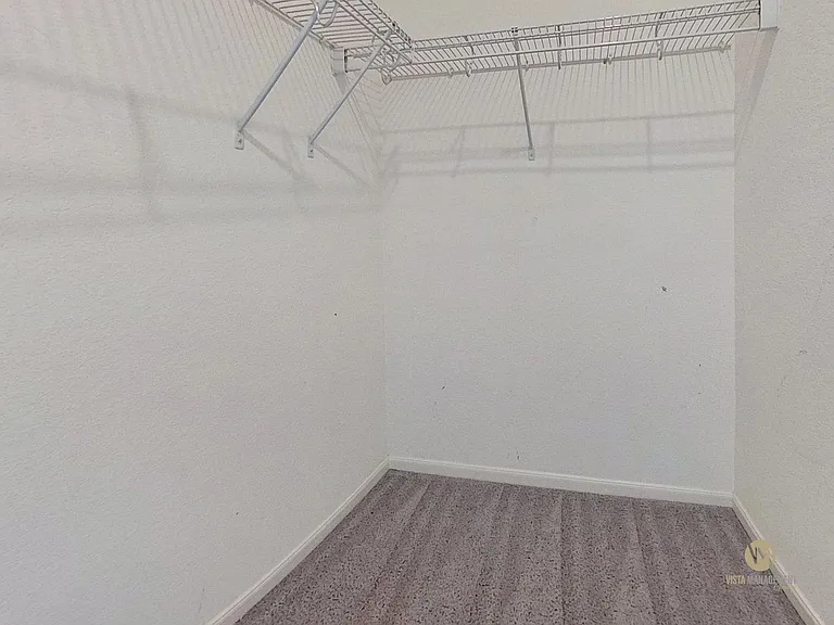 5625 Pearl Mdw — Photo 13