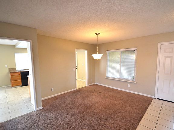 3rd image of 2415 N Teakwood Ave