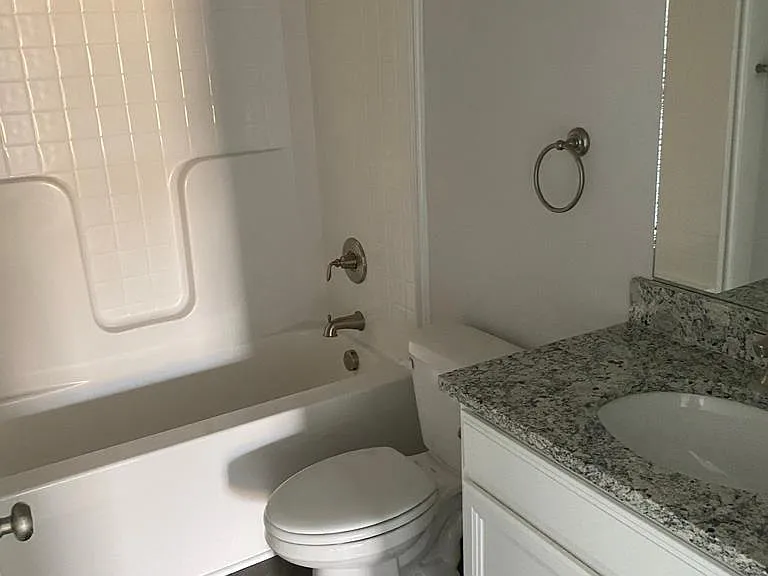 121 Sorrelweed Dr — Photo 29