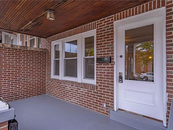 2nd image of 834 N 9th St