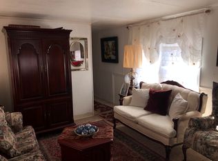 4326 Via Dr, Fairfax, VA 22030