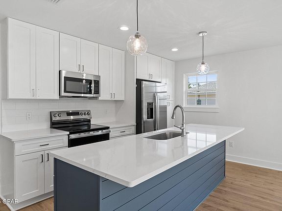 4th image of 517 N Church Ave