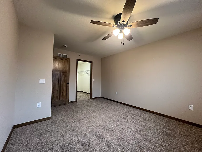 4835 Woodland Park Dr #6 — Photo 10