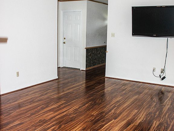 BEAUTIFUL HAWAIIN FLOORS