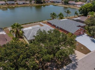 4215 Donnington Dr, Parrish, FL 34219