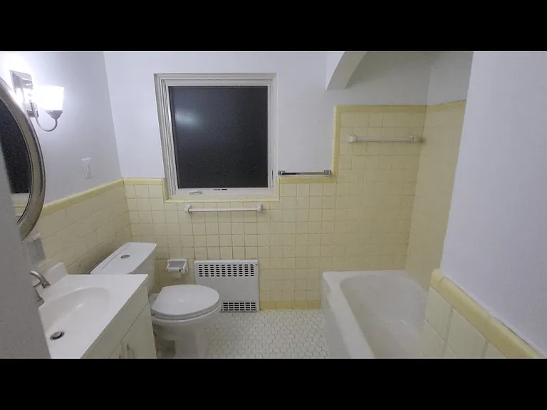 1298 Cryer Ave #2 — Photo 5