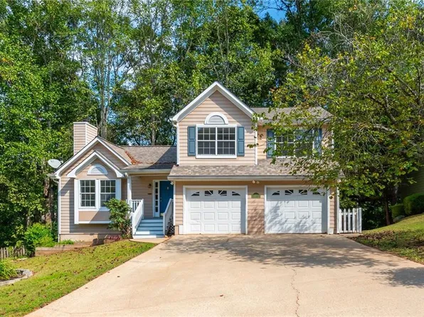 706 Rose Creek Blf, Woodstock, GA 30189