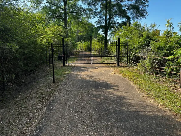 3276 Claude Smith Rd, Magnolia, MS 39652