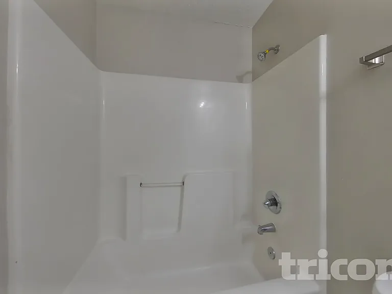 5733 Partin Ln — Photo 13