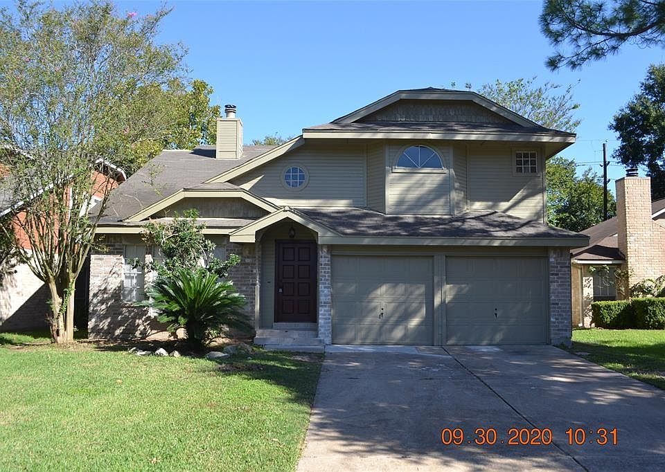 1st image of 19322 Lake Hollow Ln