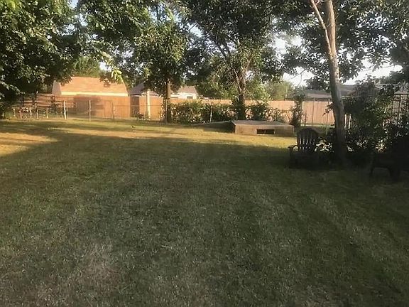 2nd image of 2108 NW Ferris Ave