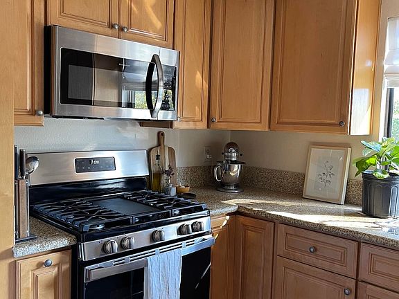 3rd image of 368 Wynn Ct