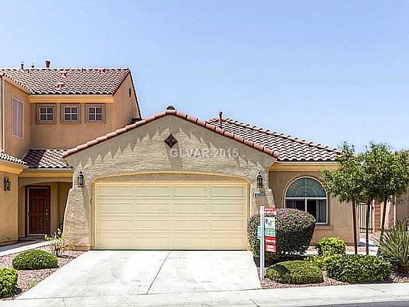 3rd image of 8865 Briar Bay Dr