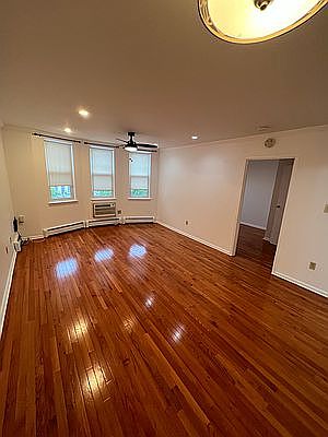 1st image of 88 Mac Dougal St #2