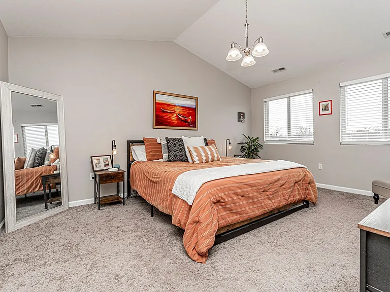 601 Seitz Ct — Photo 31
