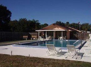4th image of 4398 Twin Lakes Dr
