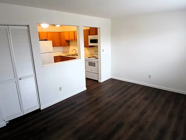 Butler Hill Apartments — Photo 4