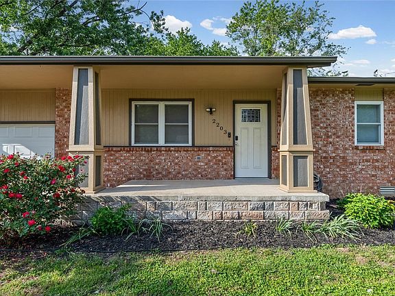 2nd image of 2203 Beth Ln