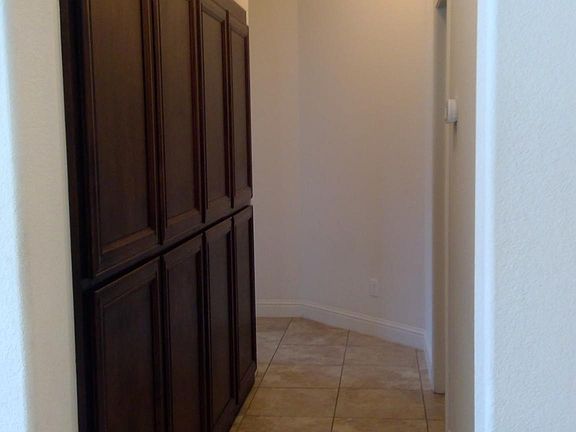 5th image of 5560 Bloom Dr