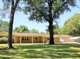 119 Bonnett Ln, Lucedale, MS 39452