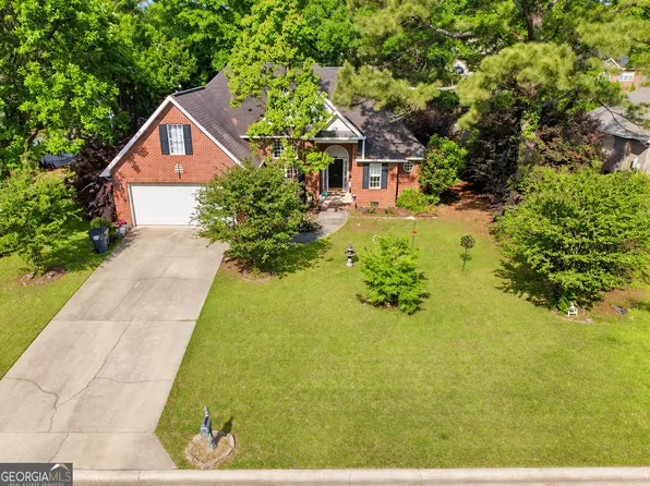 109 Quinelle Dr, Perry, GA 31069