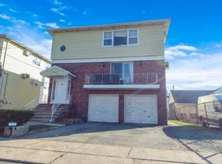 202 Westervelt Pl, Lodi, NJ 07644